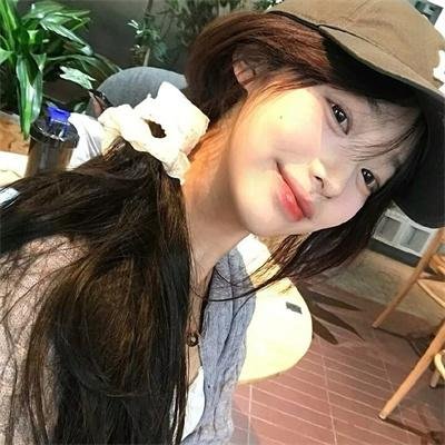 白色微笑